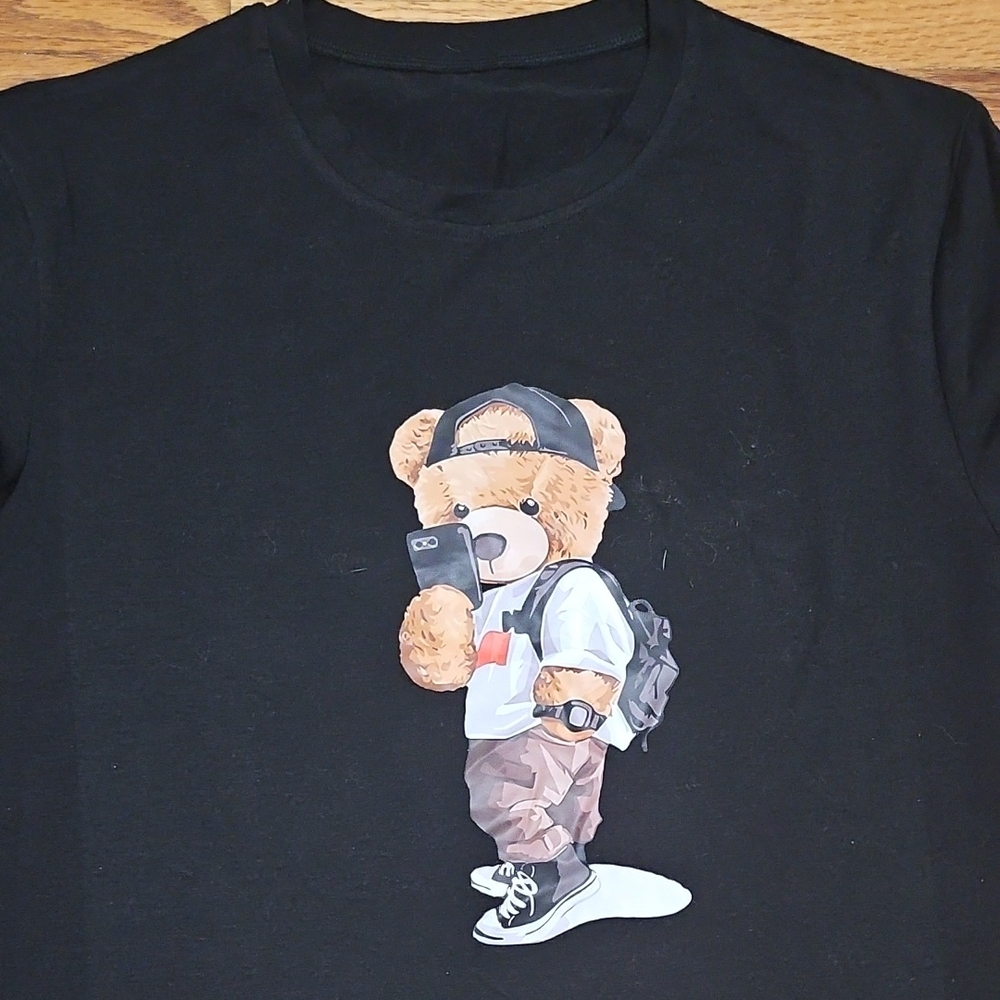 Black Men's T-Shirt with Bear Graphic
